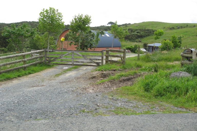 Photo of property in 892 Hunua Road, Hunua, Papakura, 2583