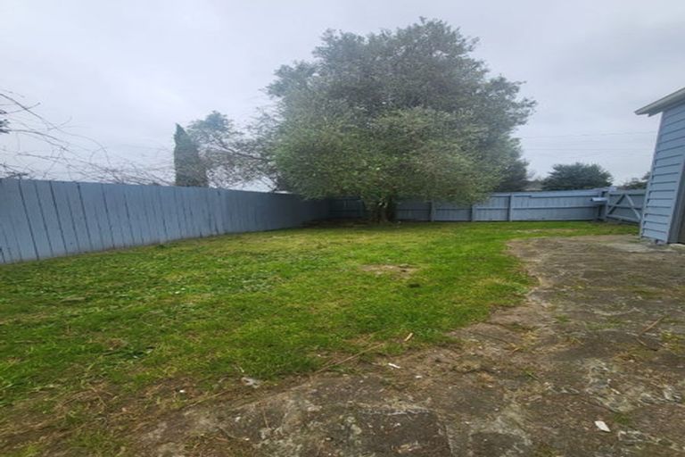 Photo of property in 52a Arimu Road, Papakura, 2110