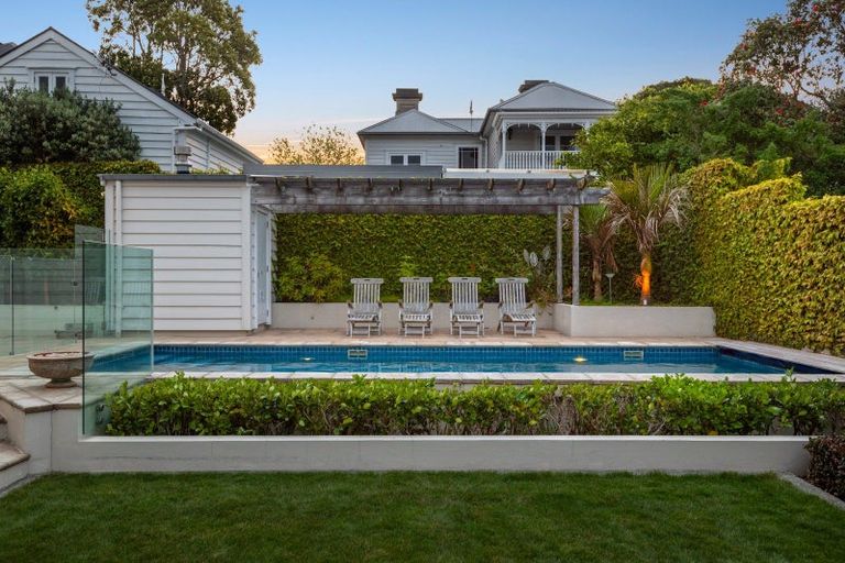 Photo of property in 26-28 Arthur Street, Freemans Bay, Auckland, 1011