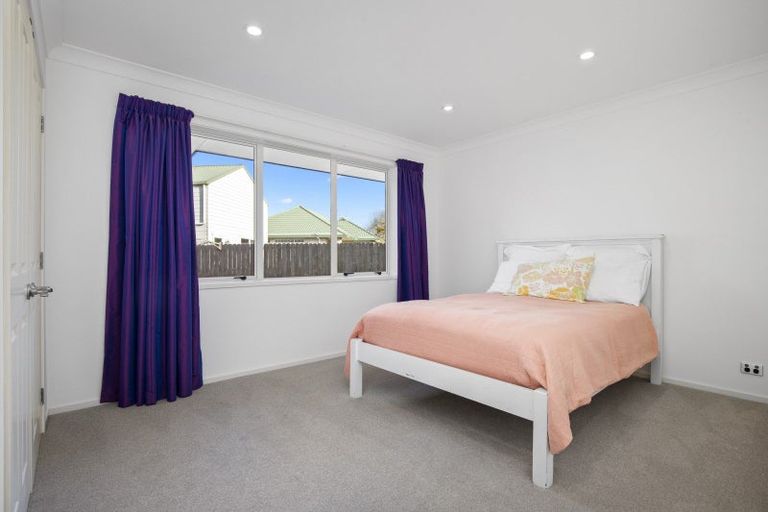 Photo of property in 14 Glencairn Place, Buckland, Pukekohe, 2677