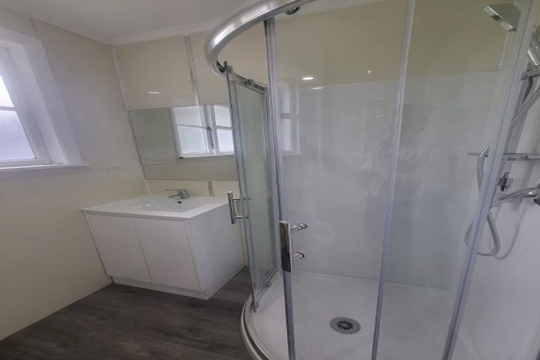 Photo of property in 52a Arimu Road, Papakura, 2110