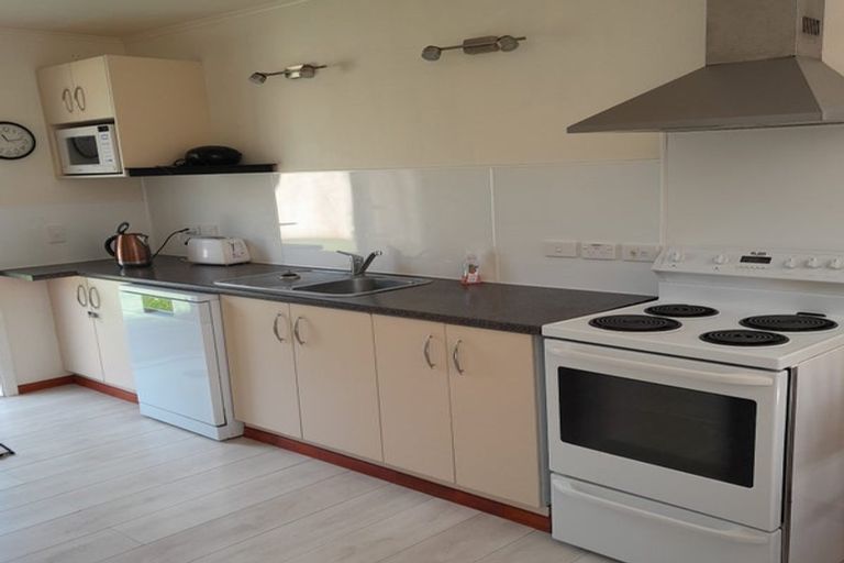 Photo of property in 2 Te Kamo Street, Ruakaka, 0116