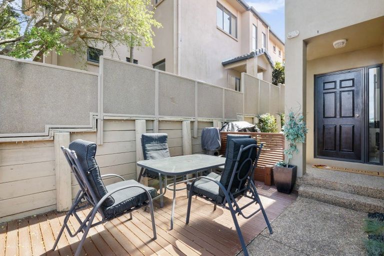 Photo of property in 75 Nautilus Drive, Gulf Harbour, Whangaparaoa, 0930