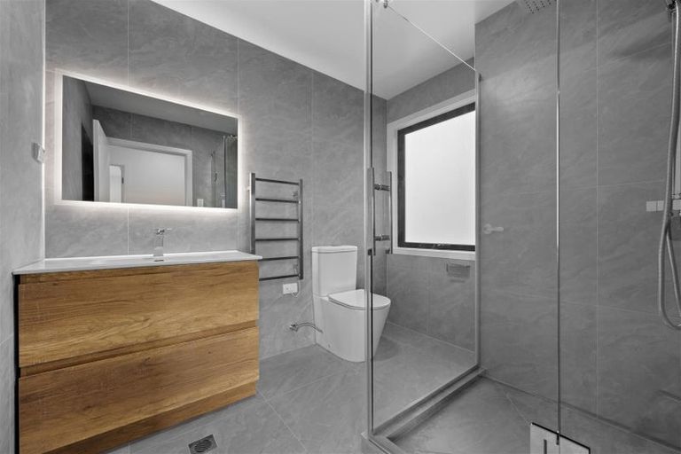 Photo of property in 12 Kautawa Lane, Massey, Auckland, 0614