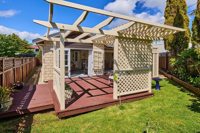Photo of property in 20a Redwood Avenue, Tawa, Wellington, 5028