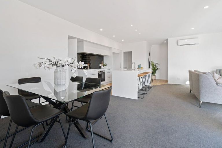 Photo of property in 4 Barnfields Close, Halswell, Christchurch, 8025