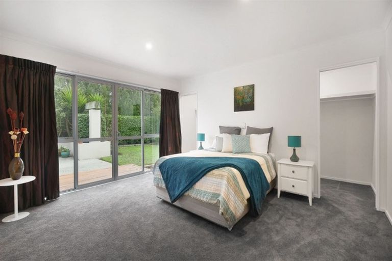 Photo of property in 5 Foresters Crescent, Parklands, Christchurch, 8083