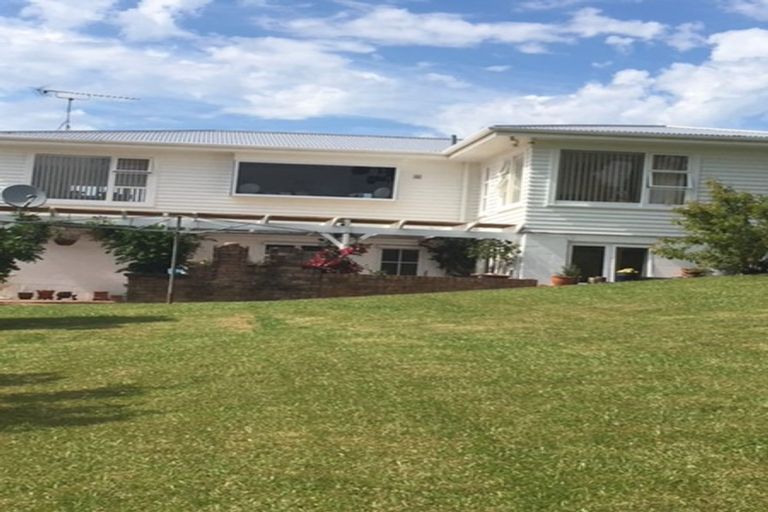 Photo of property in 36 Tui Glen Road, Birkenhead, Auckland, 0626