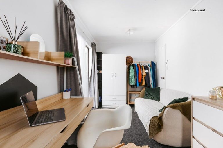 Photo of property in 21c Hayley Grove, Papamoa Beach, Papamoa, 3118