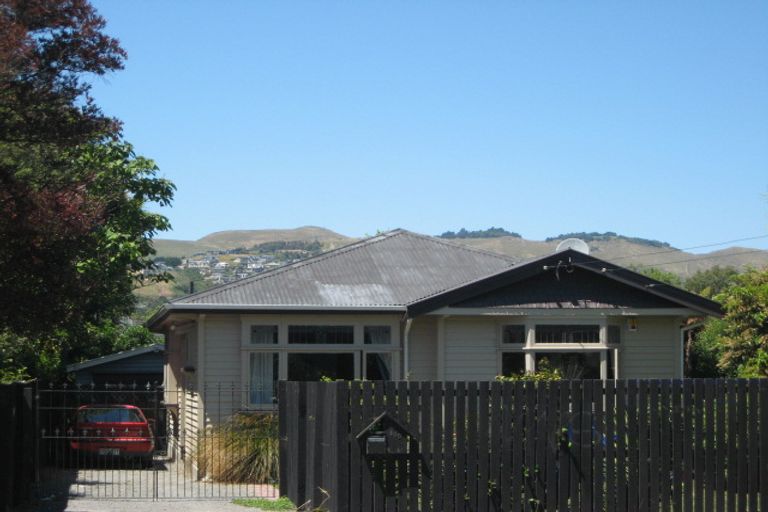 Photo of property in 130 Somerfield Street, Somerfield, Christchurch, 8024