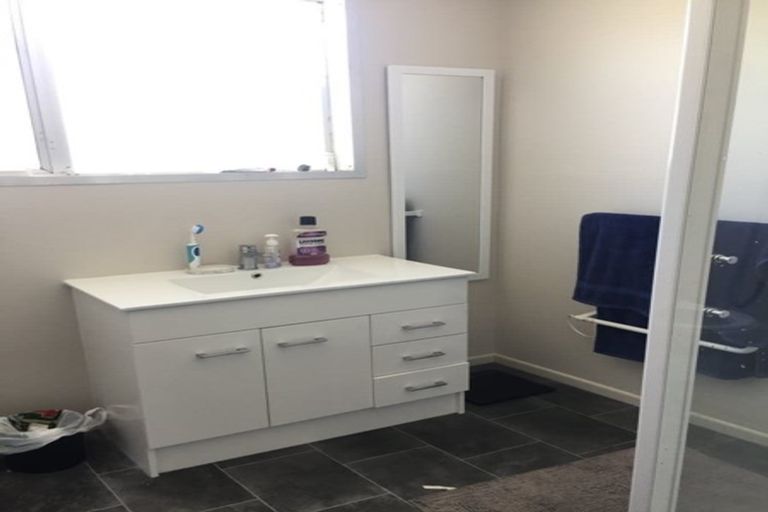 Photo of property in 16 Hua Street, Bell Block, New Plymouth, 4312