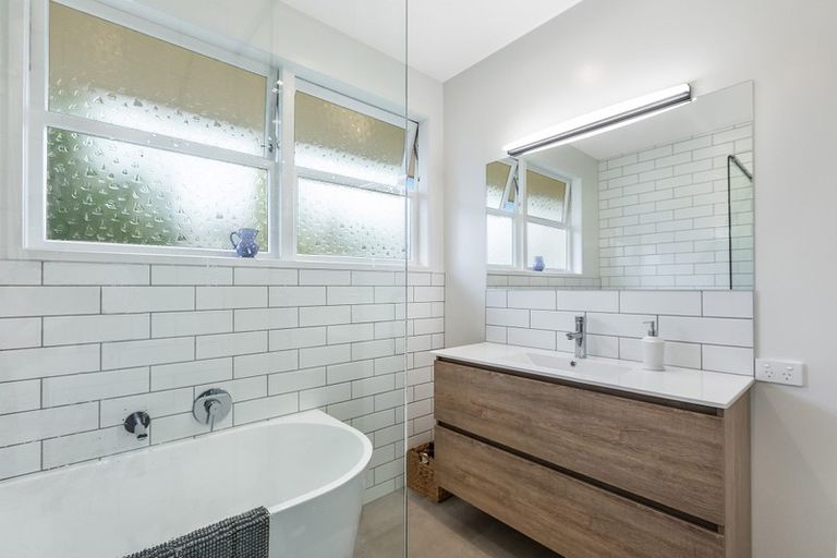 Photo of property in 98 Coronation Road, Morrinsville, 3300