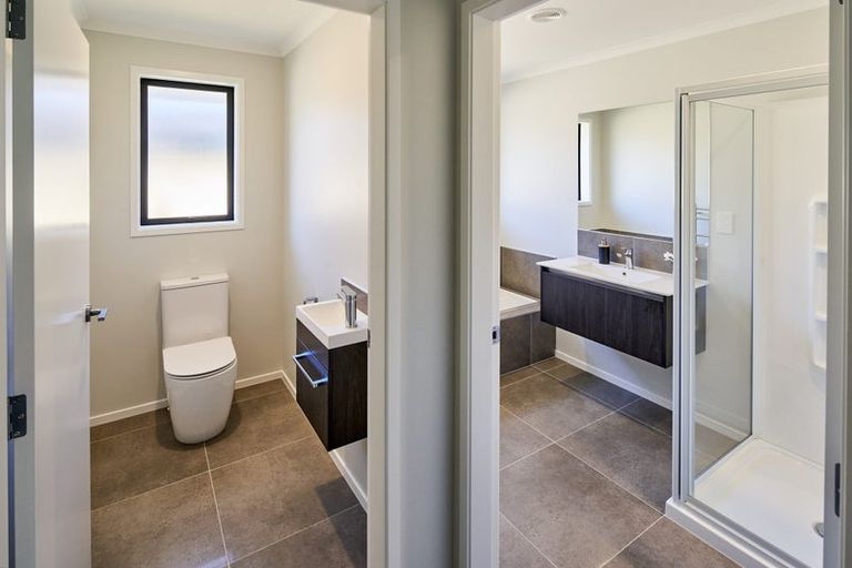 Photo of property in 5 Te Ara O Pukeko, Wainuiomata, Lower Hutt, 5014