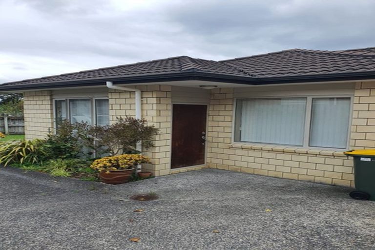 Photo of property in 108 San Marino Drive West, Henderson, Auckland, 0612