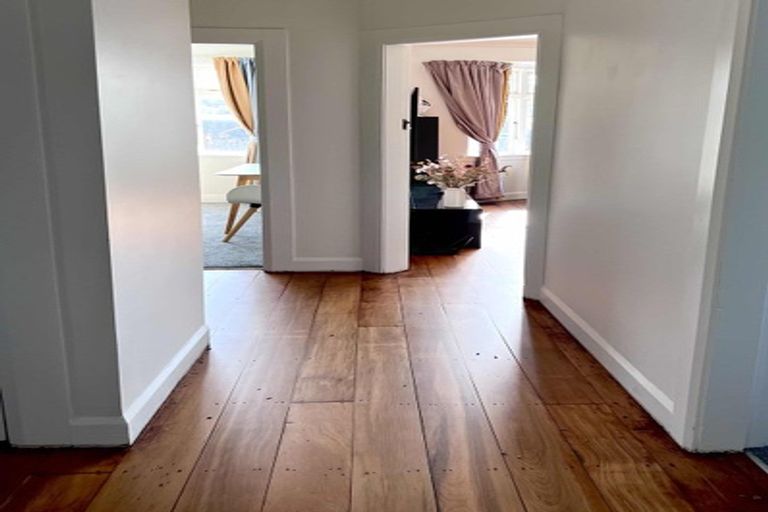 Photo of property in 36 Darlington Road, Miramar, Wellington, 6022