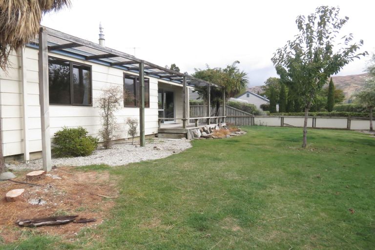 Photo of property in 22 Wishart Crescent, Cromwell, 9310