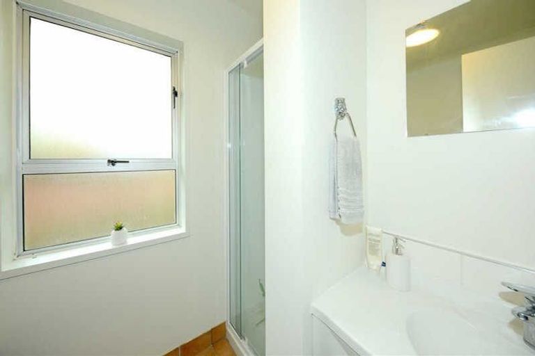 Photo of property in 2/123 Wakefield Avenue, Sumner, Christchurch, 8081