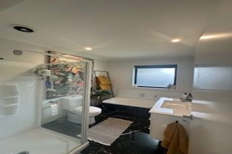 Photo of property in 3 Riverboat Lane, Helensville, 0800