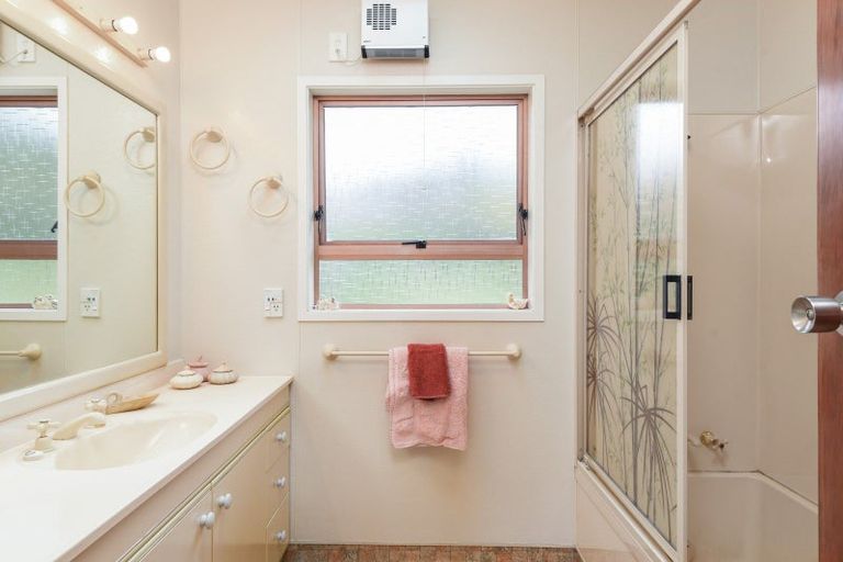 Photo of property in 5 Balwyn Avenue, Tihiotonga, Rotorua, 3015