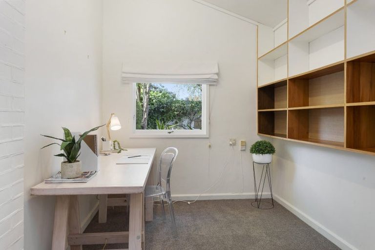 Photo of property in 17 Chepstow Avenue, Fendalton, Christchurch, 8052