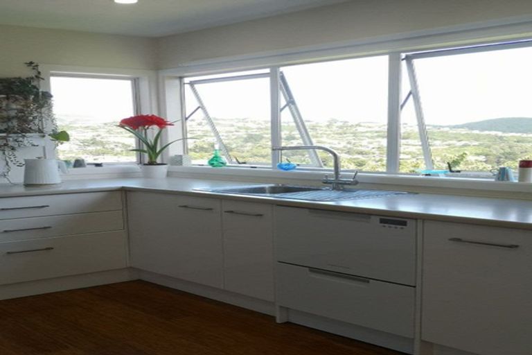 Photo of property in 24 Dominica Crescent, Grenada Village, Wellington, 6037