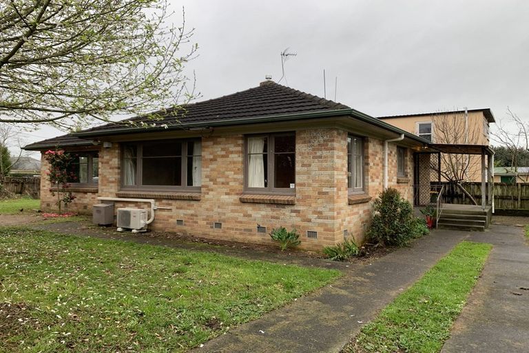 Photo of property in 1 Vine Street, Hillcrest, Hamilton, 3216