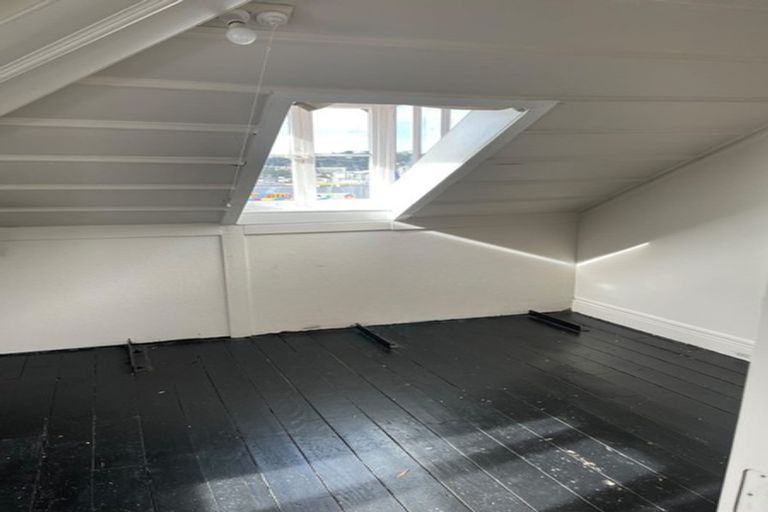 Photo of property in 1a Hereford Street, West End, Palmerston North, 4410