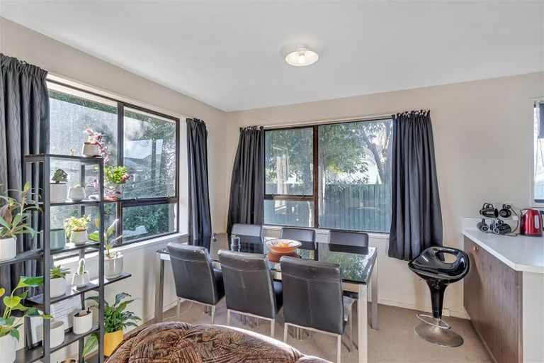 Photo of property in 2/9a Kissel Street, Templeton, Christchurch, 8042