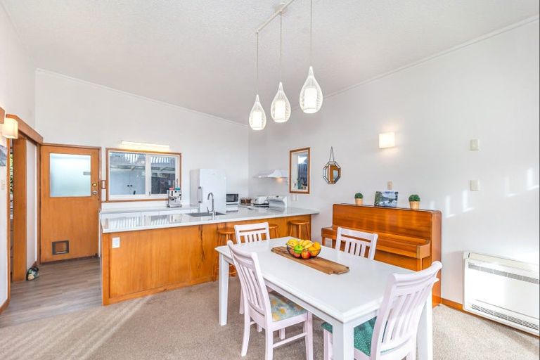 Photo of property in 20 Argyle Avenue, Levin, 5510