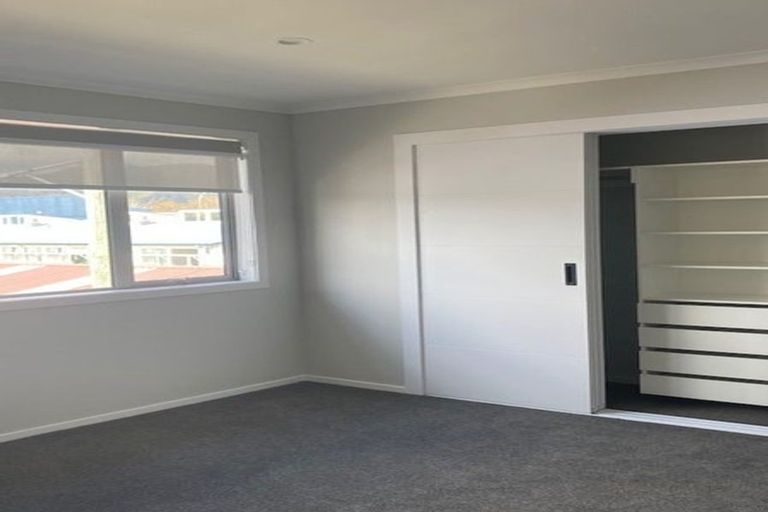 Photo of property in 13 John Reynolds Square, Hutt Central, Lower Hutt, 5010