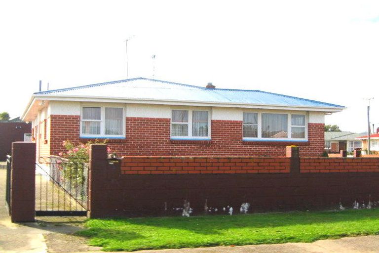 Photo of property in 1 Braemar Street, Mosgiel, 9024