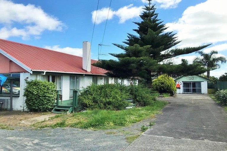 Photo of property in 21 Smiths Avenue, Papakura, 2110