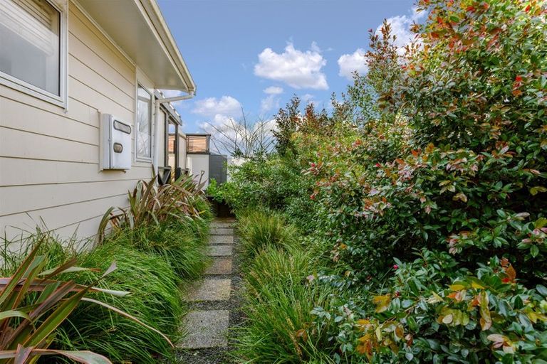 Photo of property in 1/21 Solar Road, Glen Eden, Auckland, 0602