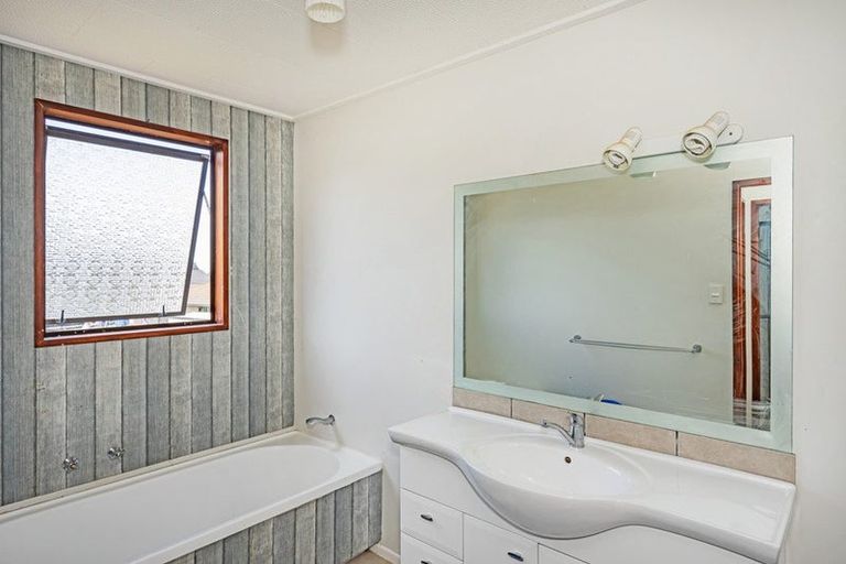 Photo of property in 30 Leven Street, South Hill, Oamaru, 9400