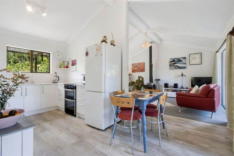 Photo of property in 1-3 Koutunui Road, Athenree, Katikati, 3177