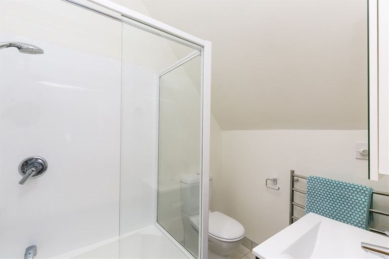 Photo of property in 120 Trelissick Crescent, Ngaio, Wellington, 6035