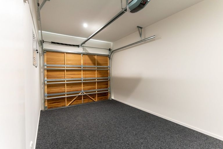 Photo of property in 5 Rangimarie Close, Opaheke, Papakura, 2113