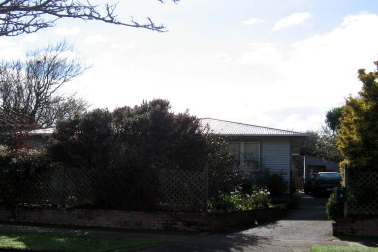 Photo of property in 5 Escort Grove, Awapuni, Palmerston North, 4412