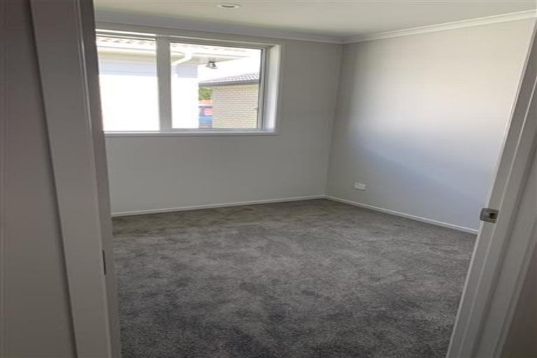 Photo of property in 10a Mcgreal Place, Weymouth, Auckland, 2103