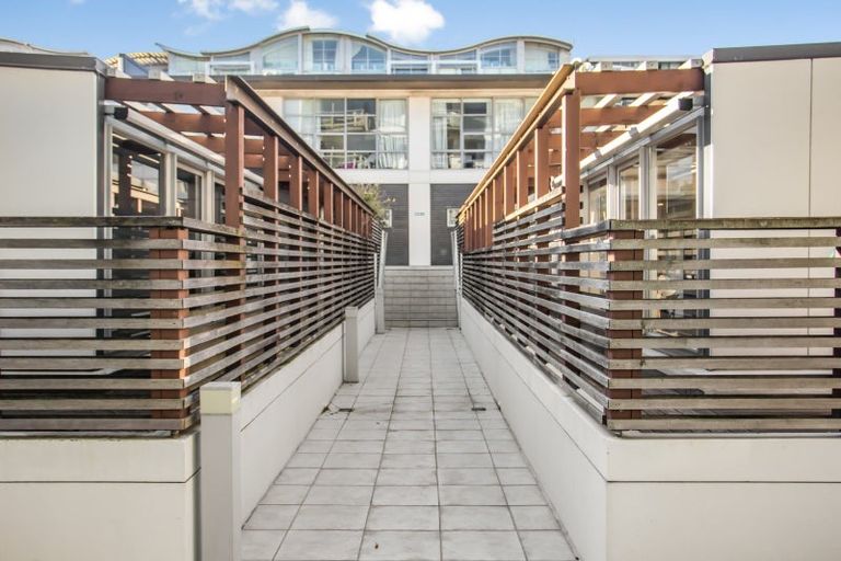 Photo of property in Sol Apartments, 28/37 Jessie Street, Te Aro, Wellington, 6011