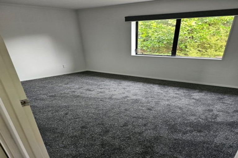 Photo of property in 99 West Harbour Drive, West Harbour, Auckland, 0618