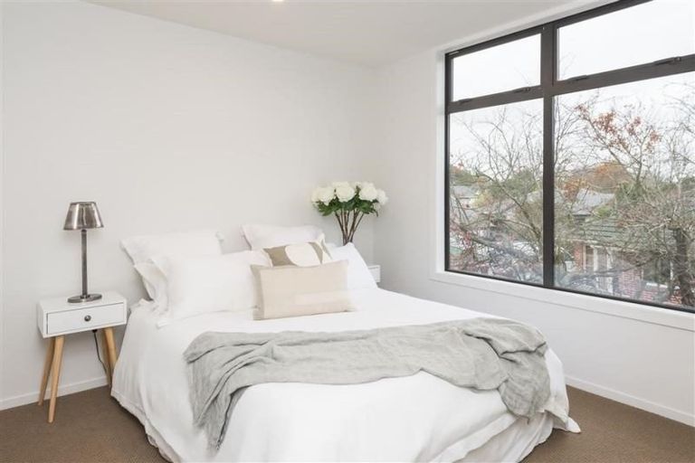 Photo of property in 1/3 Taylors Avenue, Bryndwr, Christchurch, 8052