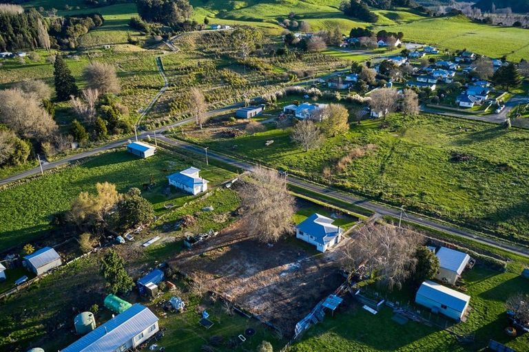 Photo of property in 12 Hetata Street, Whatatutu, Te Karaka, 4094