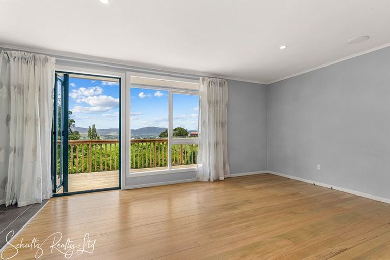 Photo of property in 43 Gorge Road, Maungaturoto, 0520