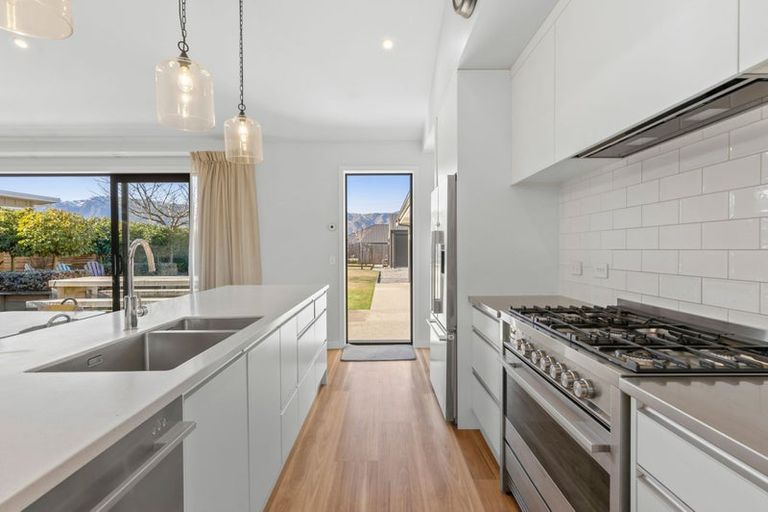 Photo of property in 25 Bell Street, Lake Hawea, Wanaka, 9382