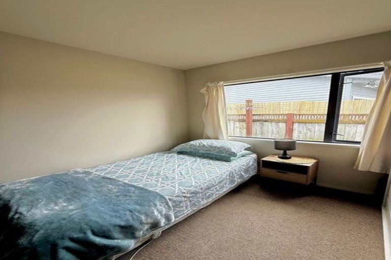 Photo of property in 1a Arataki Road, Havelock North, 4130