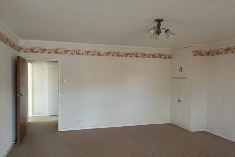 Photo of property in 191a Te Atatu Road, Te Atatu South, Auckland, 0610