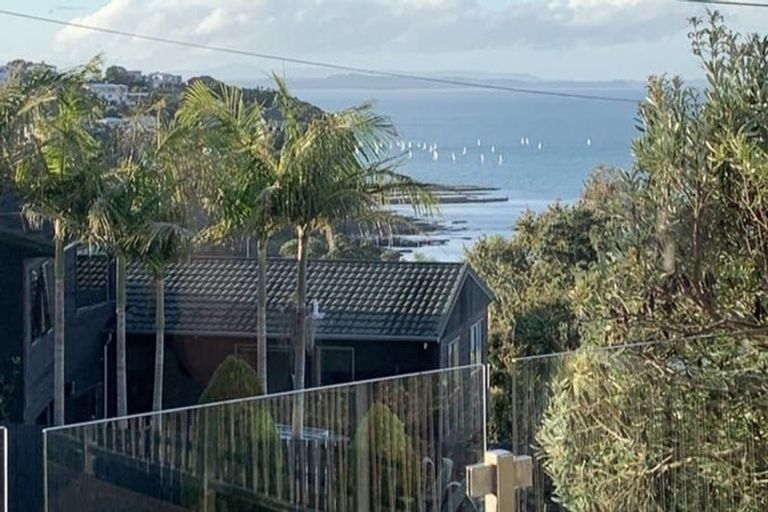 Photo of property in 103 Stanmore Bay Road, Stanmore Bay, Whangaparaoa, 0932