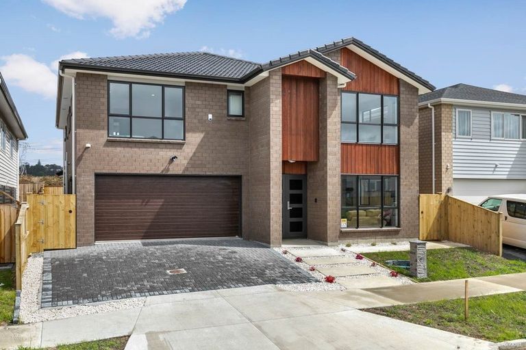 Photo of property in 11 Eastfield Avenue, Flat Bush, Auckland, 2019