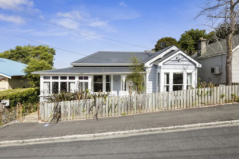 Photo of property in 41 Gladstone Road, North East Valley, Dunedin, 9010